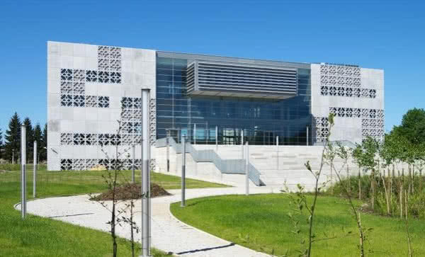 Trwa głosowanie internautów na "Obiekt Roku w systemach Aluprof"